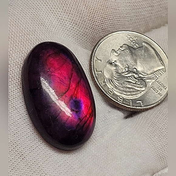 ✨️ 1pcs. Purple Labradorite Flatback Crystal Polished Shape Purple Flash ✨️ - Picture 5 of 7